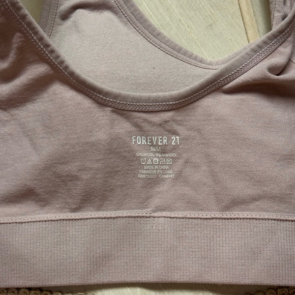 BUNDLE (2) Forever 21 Sports Bras (Medium) - Picture 6 of 6
